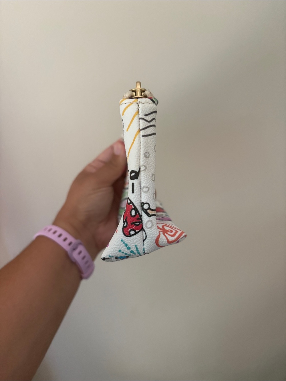 Dooney and Bourke Disney cosmetic bag - Picture 5 of 7